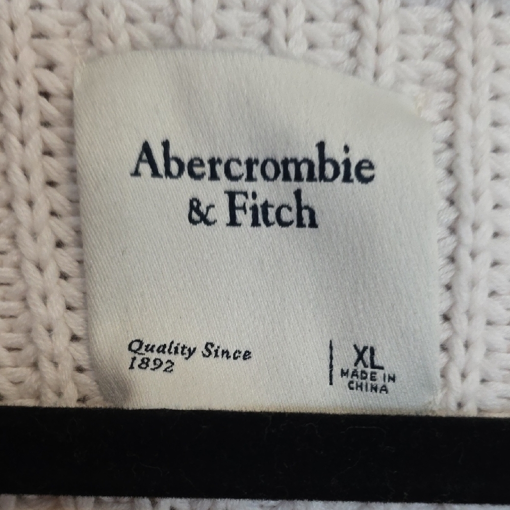 Abercrombie & Fitch Women's V-Neck Sweater - Cream with Black and Brown Trim - Picture 2 of 8